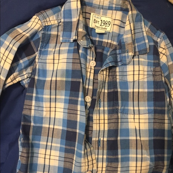 Set of 5 long sleeve button downs/flannel 3T - Picture 2 of 5